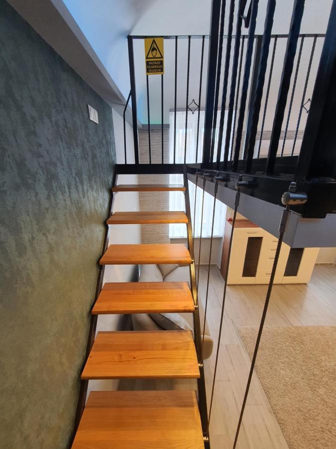 Belvarosi Exkluziv Loft 데브레첸 외부 사진